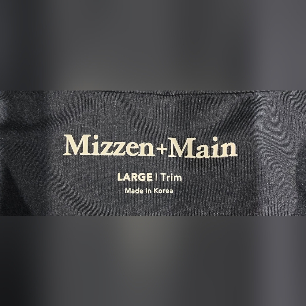 SOLD!!!!!! Mizzen + Main Versa Polo In Navy Diamond Dot Pattern Size Large - Picture 2 of 6